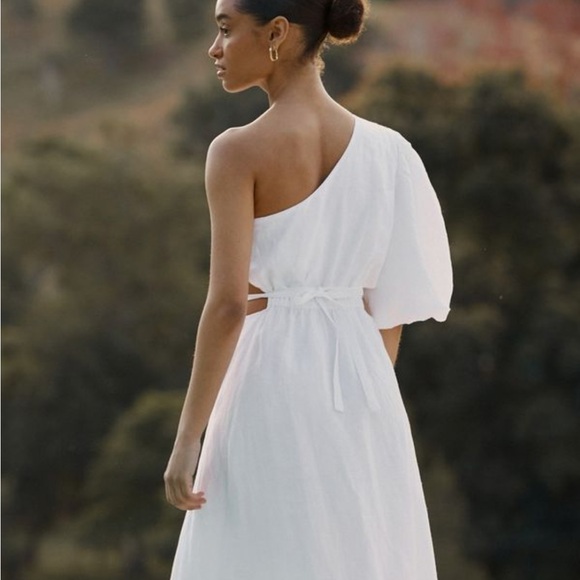 DISSH  The Bennet 100% linen one shoulder - Picture 8 of 9